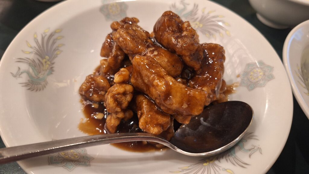 黒酢酢豚