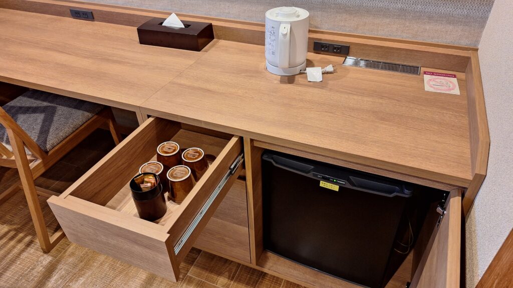 冷蔵庫 ケトル カップ